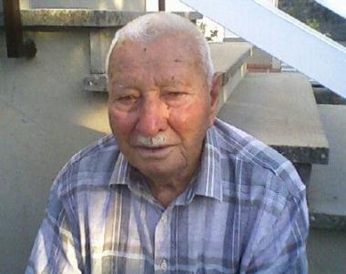 I 92 ANNI DI VIRGILIO «Al nonno, uno speciale augurio e un abbraccio da Roberta e Stefania. ...
