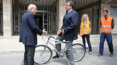 Il sindaco in sella alla Ricicletta