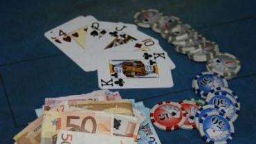 Carte e contanti