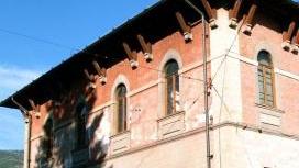 L’ex palazzo Littorio in centro a Camaiore