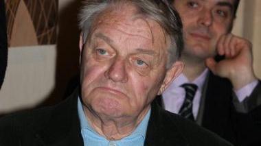 Ennio Saccenti e una veduta di Poggio alla Malva
