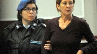 Clara Maneschi durante il processo in aula a Massa