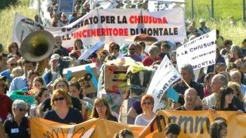 La marcia contro l’inceneritore della scorsa settimana