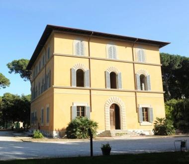 Il sindaco Domenico Lombardi e il futuro presidente della Fondazione Versiliana Manrico Nicolai  