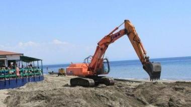 <b>RUSPE </b>da oggi di nuovo in azione sul litorale di Capalbio, stavolta al Chiarone
