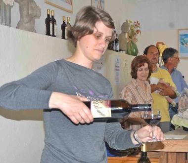 La degustazione del vino allazienda Marini 