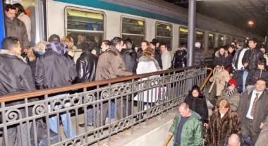 TRENI - ARRIVI E PARTENZE
