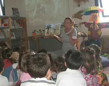 Libro di Nonna Paolona sulle attività a scuola