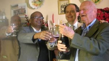 <b>IL BRINDISI.</b> A casa Maiani 