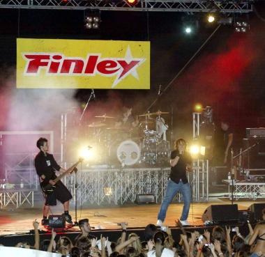 In alto i Finley. Sopra il pubblico al festival Admo 