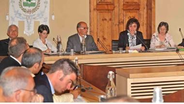 &nbsp;Una seduta del consiglio comunale in sala consiliare ad Agliana 