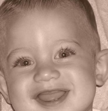  A Lorenzo il magnifico che oggi spegne la sua prima candelina tantissimi auguri di buon compleanno ...
