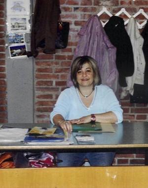 I 50 ANNI DI DANIELA «Tantissimi auguri a Daniela, la simpaticissima bidella della scuola ...
