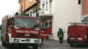 Un mezzo dei vigili del fuoco durante un soccorso