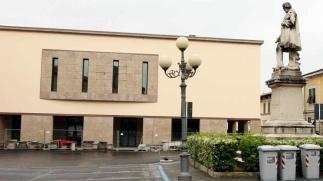 La pedonalizzazione di piazza Montanelli è al centro di una polemica tra Comune e negozianti