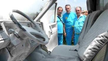 L’ambulanza danneggiata