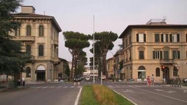 Il semaforo all’esterno di Porta Elisa