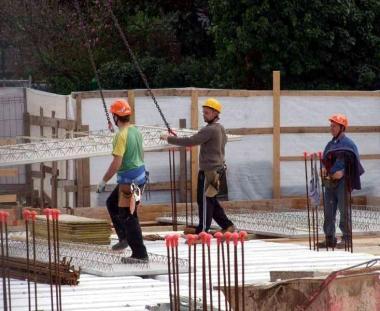 Un cantiere e Anna Maria Venezia 