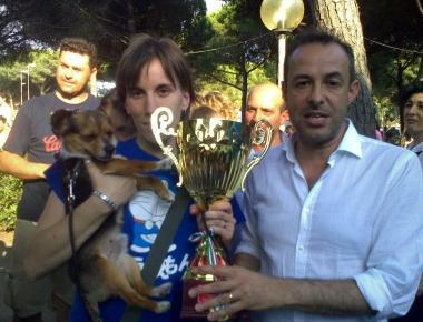 <b>BASTARDINO </b>Il piccolo Attila premiato dallassessore Giuseppe Monaci come Bastardino pi&ugrave; bastardino che c&egrave; 