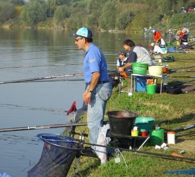 Una gara di pesca 