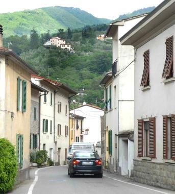 Il centro del paese di Piteccio 