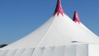 Il nuovo teatro tenda ad Avane
