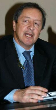 «Basta con le scelte imposte dai vertici»