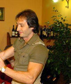 Qui a fianco Luca Lami e una veduta aerea dello stabilimento di Fornacette La Biancoforno &egrave; azienda nota in tutta la Valdera anche per limpegno nellambito sportivo 