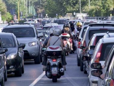 Alessandro Novi e le lunghe code di auto a Calambrone 