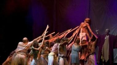 <b>IL MUSICAL </b>Un momento dello spettacolo di Peccioli