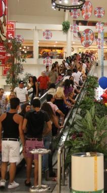 Venerd&igrave; cominciano i saldi estivi ai Gigli  