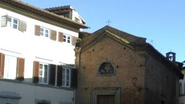 La chiesa di San Rocco nel centro storico di San Miniato