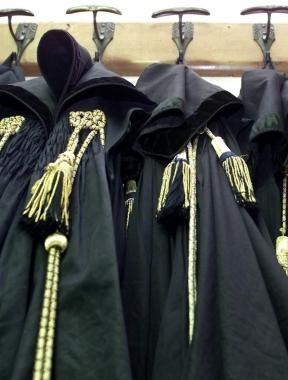 <strong>GUAI DISCIPLINARI.</strong> Procedimento nei confronti di due legali