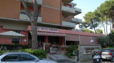 <b>TURISTI ADDIO.</b> Una decina di clienti hanno lasciato l’hotel