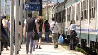 TRENI - ARRIVI E PARTENZE