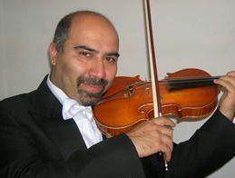 Daniele Iannaccone, uno dei solisti dellorchestra Artes 