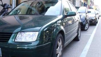 <b>AGEVOLAZIONI.</b> Macchine parcheggiate negli stalli a pagamento