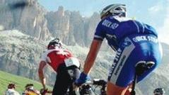 <b>SPETTACOLO. </b>Una fase della Gran Fondo delle Dolomiti