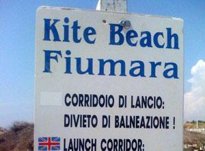 Scoppia la guerra dei kitesurfer
