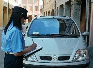 Non ha neanche l'auto ma gli arriva la multa con la cartella esattoriale