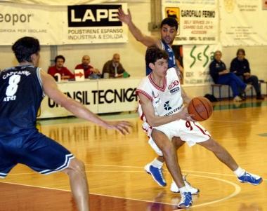 A destra Marco Capacchi quando giocava nellUse 