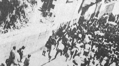 Foto storica della rivolta delle donne del 7 luglio 1944