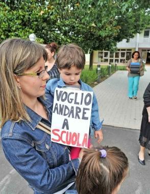Protesta per un posto a scuola 