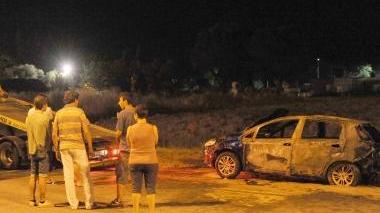 L’auto andata a fuoco nella zona della Bellaria