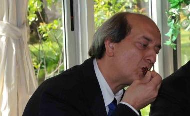 Il curatore Enrico Bimbi     