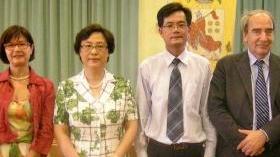 Da sinistra Ambra Giorgi il console Yumqi il rettore Yuanqiang e il direttore del Pin Fioravanti