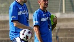 Aglietti e Martusciello controllano il lavoro A sinistra Cesaretti in allenamento