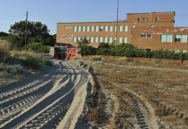 <strong>BAGNETTO ABUSIVO.</strong> Blitz della municipale e della capitaneria sulla spiaggia di Marina