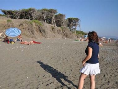 Rapinati in spiaggia nella notte