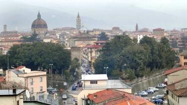 Una veduta di Pistoia: il gettito della maxi-imposta dipenderà anche dalla vivacità del mercato immobiliare